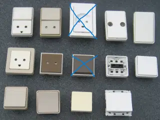 Div. brugte stikkontakter og afbrydere