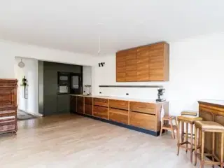 Lys og indbydende lejlighed på Frederiksberg