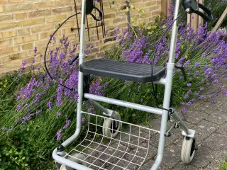 Rollator til udendørs brug