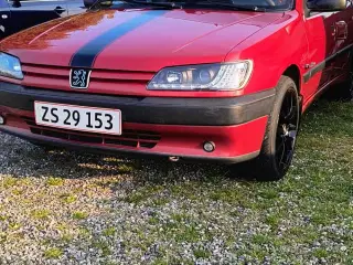 Peugeot 306