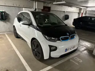 BMW i3, El, 2014, km 142000, hvid, nysynet