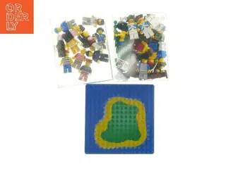 LEGO minifigurer med base fra Lego