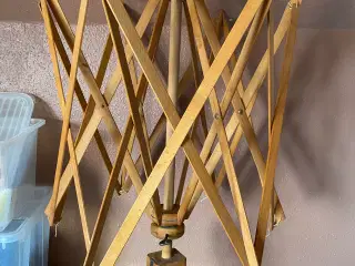 Ældre garnvinde