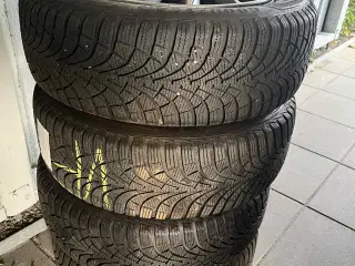 Vinterdæk på stålfælge til Skoda Kamiq/Scala sælge