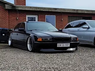 BMW E38 740I
