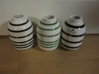 3 fine små Kahler vaser, 8 cm i højden  samlet 60 