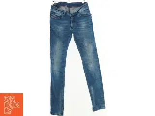 Jeans fra Diesel (str. 176 cm)