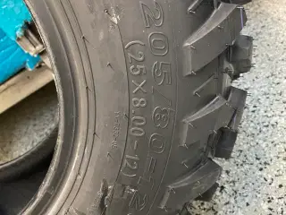 Nye atv dæk kun været monteret 4 stk 