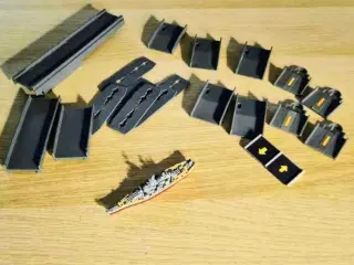 Micro Machines Battle Ship plus ekstra vejbaner