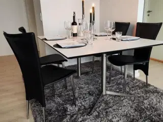 Spisebord eller arbejdsbord