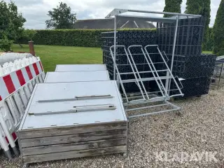 Udendørs hylde inventar LOT
