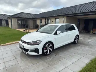 VW Golf VII 2,0 GTi Performance DSG