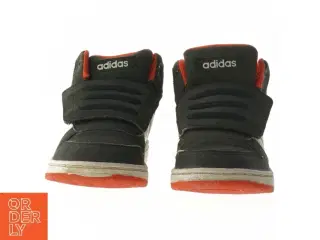 Adidas børne sneakers i sort fra Adidas (str. 27 )
