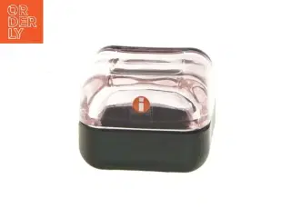 Opbevaringsæske med låg fra iittala (str. 4x5,5x5,5 cm)