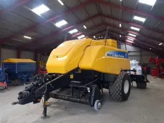 New Holland BB 9090