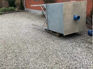 - - - 1 stk. stålsilo med tragt