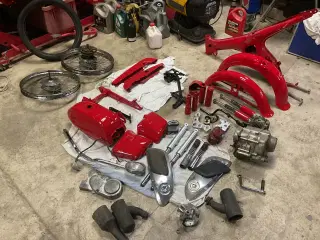 Honda cd50 projekt autolakeret
