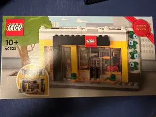 Lego Store 40528