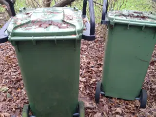 To skraldespande på hjul god rumindhold. 