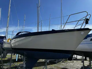 Maxi 87 klargjort til søsætning sælges!