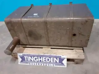Dronningborg D8400  Dieseltank 28780162