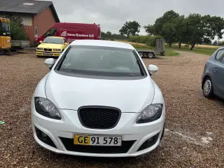 Super fin Seat Leon 1,6 tdi van