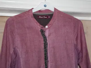 Plus Fine bluse str. M 55% polyester 45% wool