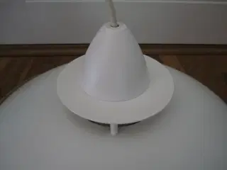 Flot BELID Loftslampe.