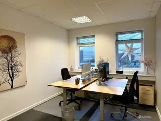 100-300 m2 kontor i flot ejendom