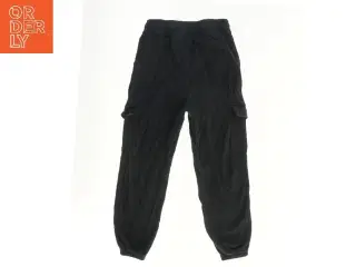Sort cargo bukser med elastik fra H&M (str. 164)