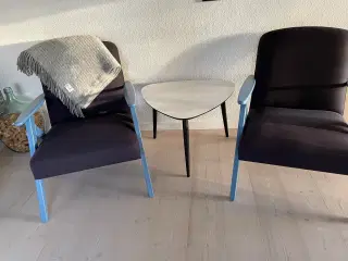 2 stk lænestole + bord