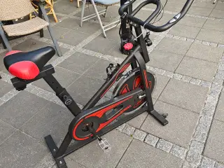 motionscykel, kun kørt 300 km