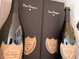 Tomme dom p med gaveæsker