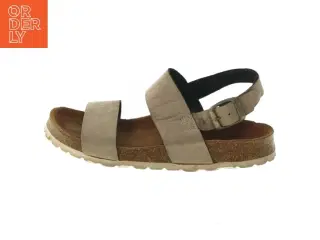 Brune sandaler med remme (str. længde 24 cm)