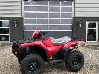 Honda TRX 520 FA Vi har et stort lager af ATV, så der er også en til dig.