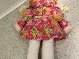 Blød dukke