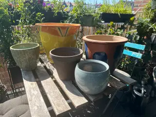 Urtepotter / lerkrukker /  krukker
