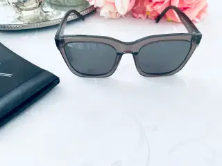 Solbriller SOM nye fra rusk