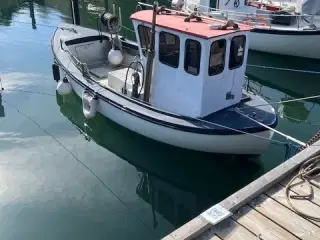 LM 21 - Fiskebåd m. dam