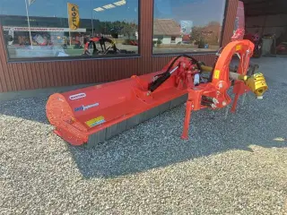 Maschio Giraffa XXL 260 med HD rotor, H-14 gearbox og vidvinkel PTO