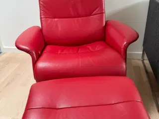 Hvilestol i rød chili læder