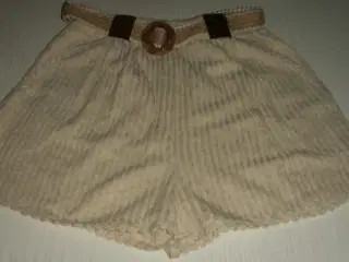 Top/Shorts