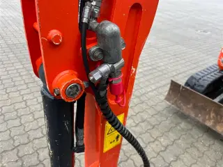 Kubota U17-3 Tiltman med hydraulisk skovlskifte