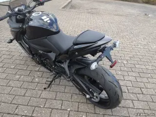 Suzuki GSXS 1000 F