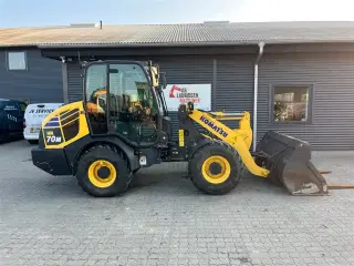Komatsu WA 70 M-8E0 med skovl og gafler