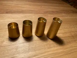 4 lysestager i ren messing H. 4, 5, 6, 7 cm