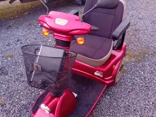 Karma 737.2- rød 3 hjulet