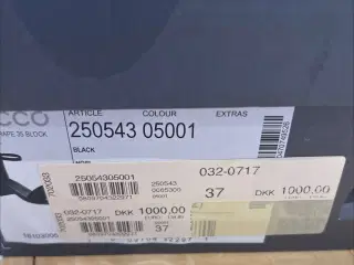 Sorte ruskinds sandaler fra Ecco str.37