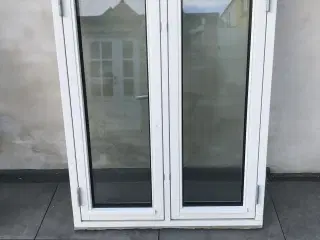 2 fags sidehængt Bøllemose-vindue fra 2015
