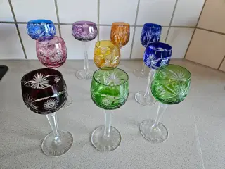 Rømerglas i forskellige farver